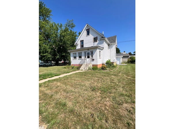 304 E 4th Street, Madison, MN 56256