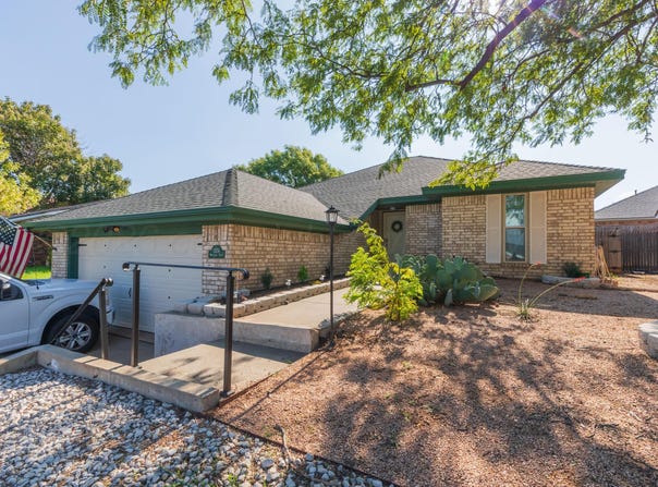 1324 MONTCLAIR Drive, Amarillo, TX 79124