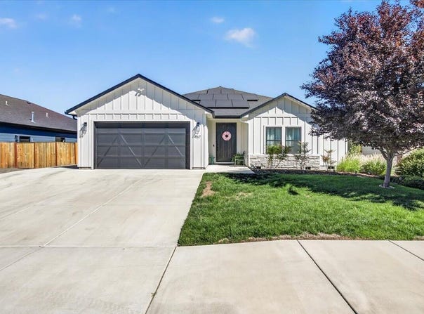 967 Arrowhead Trail, Eagle Point, OR 97524