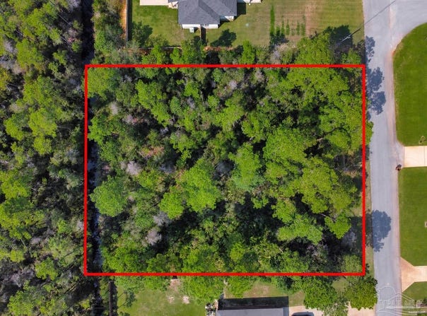 2151 Winfield Dr, Navarre, FL 32566
