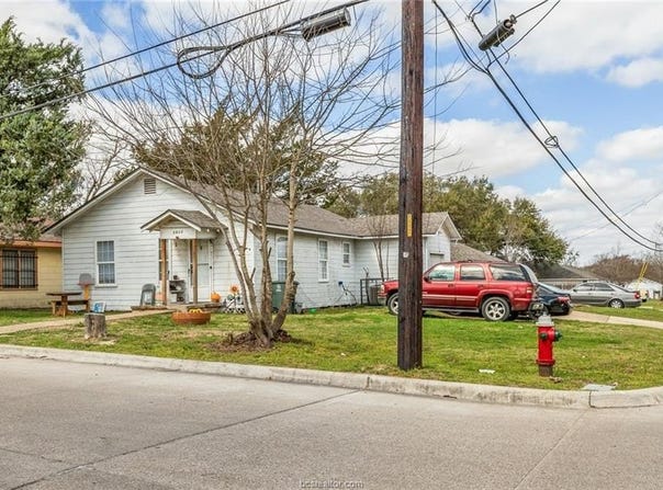 1012 Columbus Avenue, Bryan, TX 77803