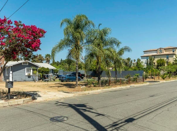 890 S Magnolia Avenue, Ontario, CA 91762