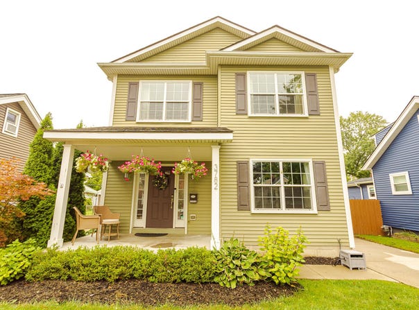3782 Oakshire Avenue, Berkley, MI 48072