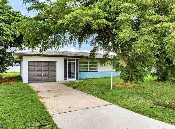 213 SE 47th Street, Cape Coral, FL 33904