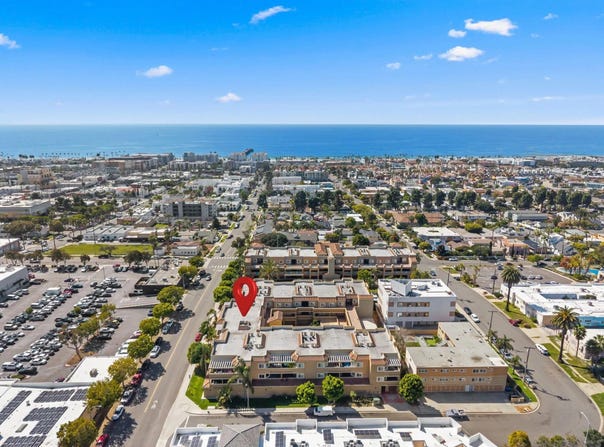 1100 Civic Center Dr, Oceanside, CA 92054