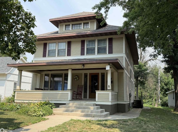 203 Locust St., Rolfe, IA 50581