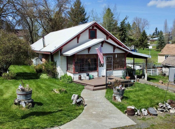 412 Walnut St, Nezperce, ID 83543