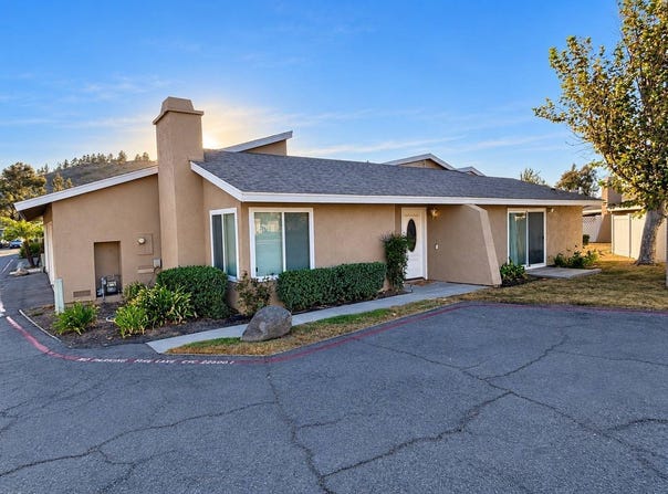 44705 La Paz Road, Temecula, CA 92592
