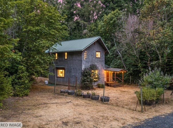 4340 Blackhawk Drive, Willits, CA 95490