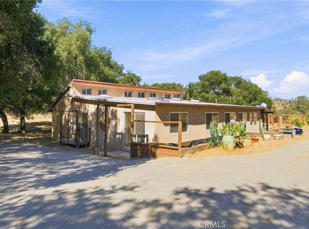 5885 Lion Ridge, Creston, CA 93432
