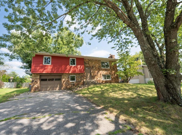 3511 S Wellington Drive, Bloomington, IN 47401