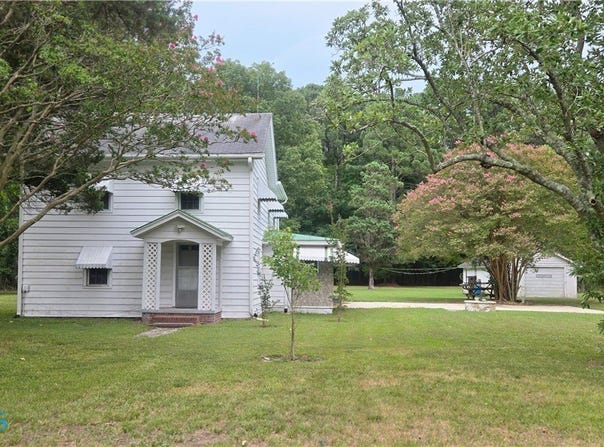 126 N Bay Haven Rd, Gwynn, VA 23066