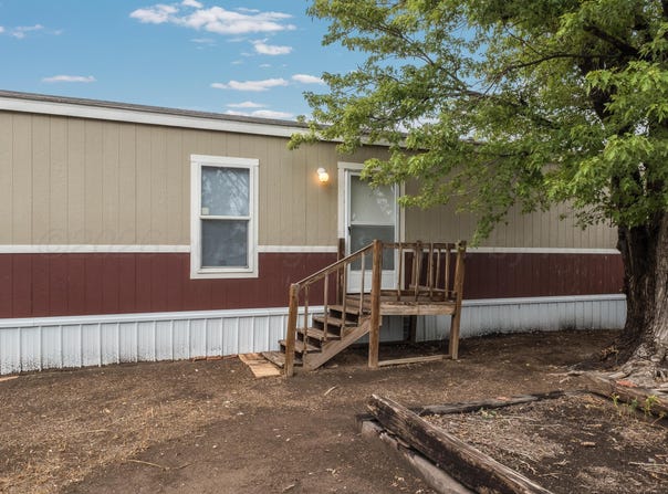 201 AVENUE R, Sunray, TX 79086-1760