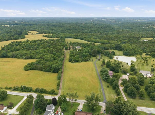 8766 SR 48, Aurora, IN 47001
