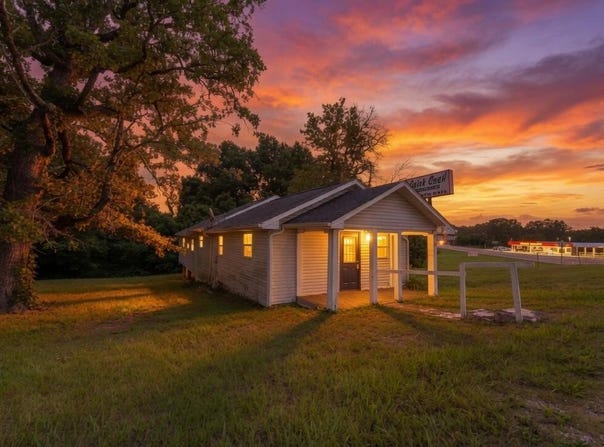 356 Highway 5, Pontiac, MO 65729