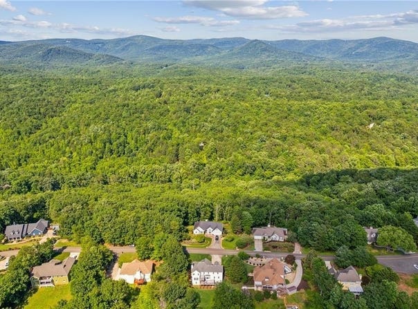 Blackhawk Place, Jasper, GA 30143