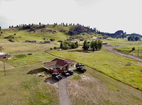 2 Meadowlark Square, Cascade, MT 59421
