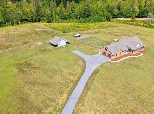 380 Bozeman Road NW, White, GA 30184