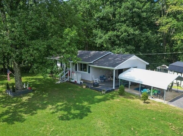 2405 Old Paris Murray Rd., PARIS, TN 38242