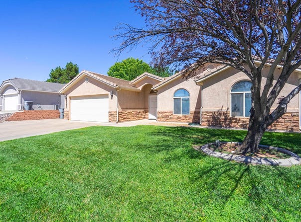 2683 E 370 N, St George, UT 84790