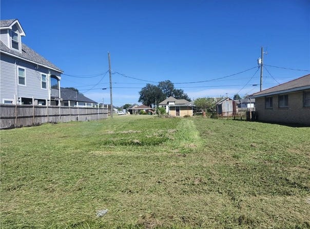 405 GENET Drive, Arabi, LA 70032