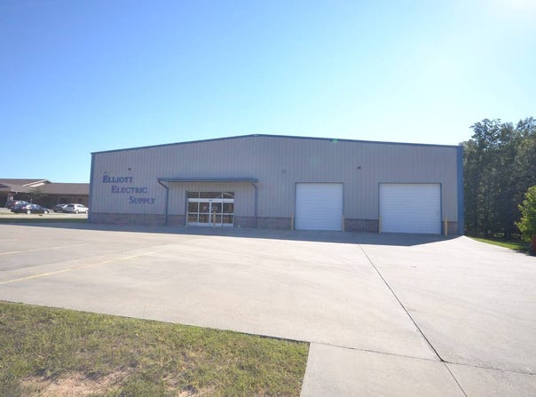 102 Harvey Couch Boulevard, Magnolia, AR 71753