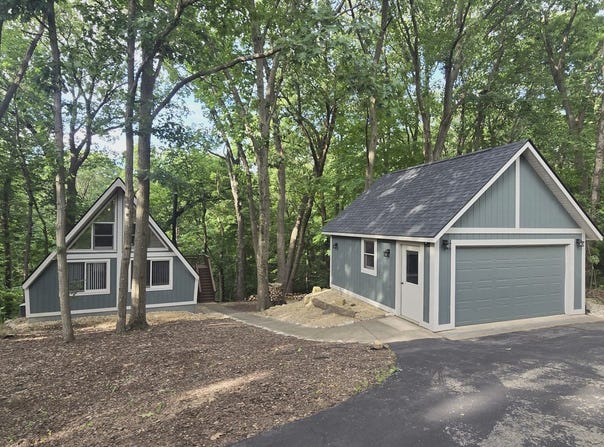 5 Mosswood Path, Galena, IL 61036