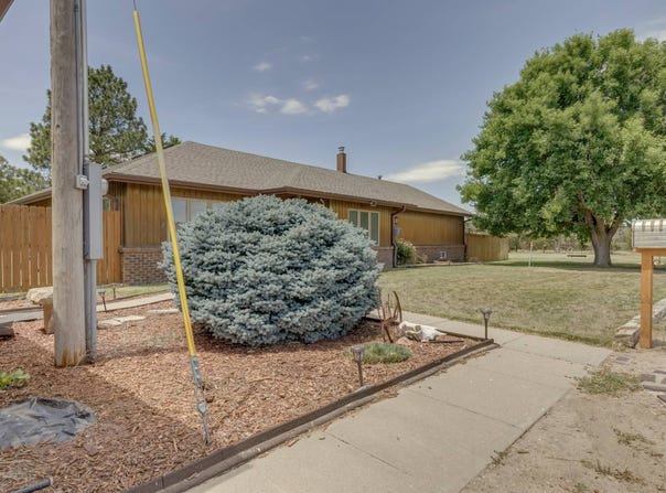 808 T Lane, Oberlin, KS 67749