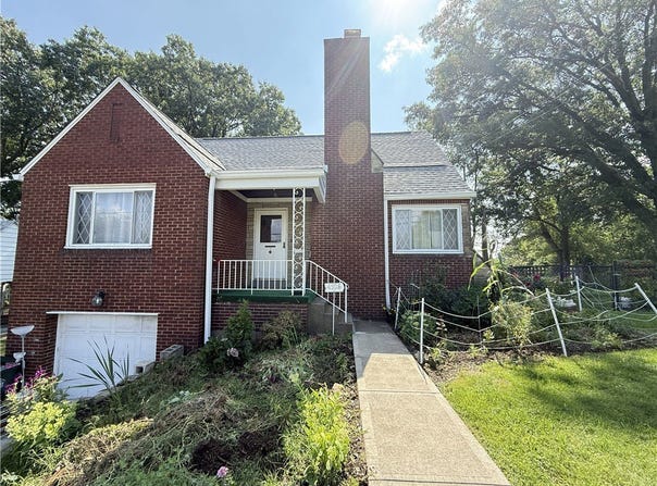 4526 Stilley Rd, Baldwin Boro, PA 15227
