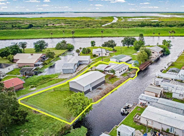 1058 CLARK Lane, Moore Haven, FL 33471
