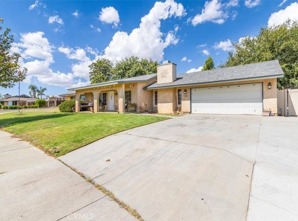 1423 W Hoffer, Banning, CA 92220