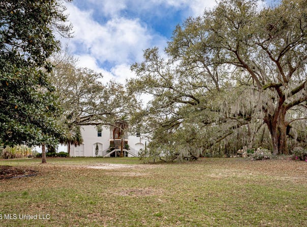 9713 Point Aux Chenes Road, Ocean Springs, MS 39564