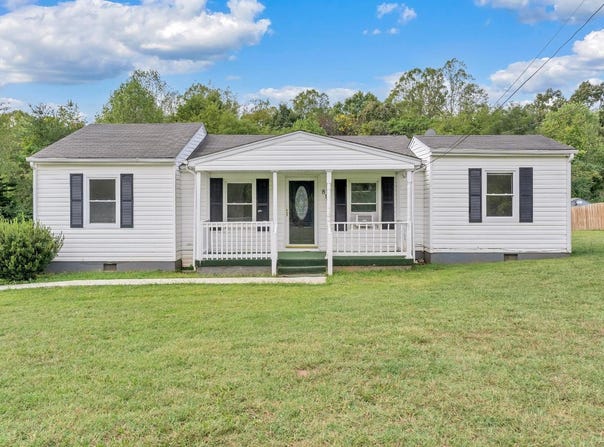 819 Cedar Gate Road, Monroe, VA 24574