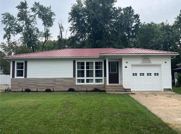 107 E 6th Street, Dixon, MO 65459