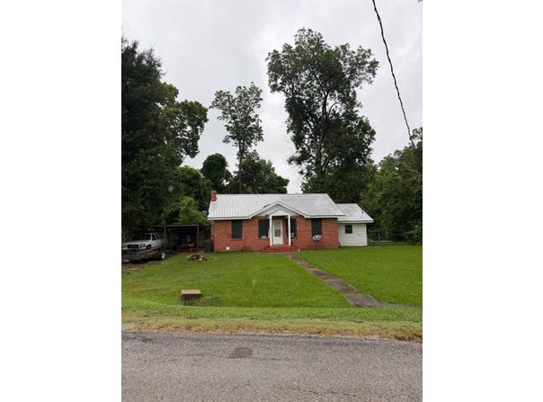 112 Main Street, Waterproof, LA 71375