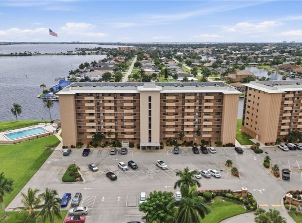 4280 SE 20th Place, Cape Coral, FL 33904