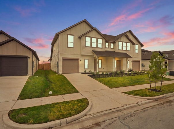 209 Backwood Pass, Taylor, TX 76574