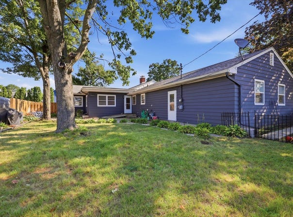1000 Brewster Ave, Beloit, WI 53511