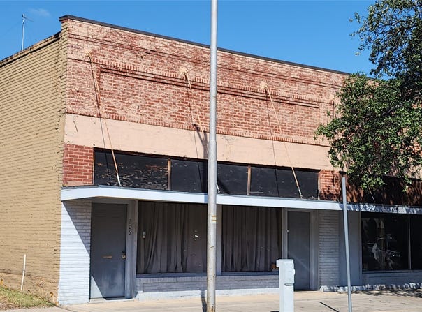 205 S Lamar Street, Eastland, TX 76448