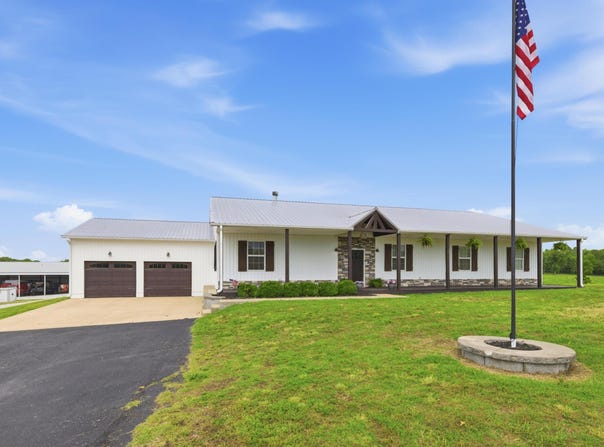 20174 State Route 43, Seneca, MO 64865