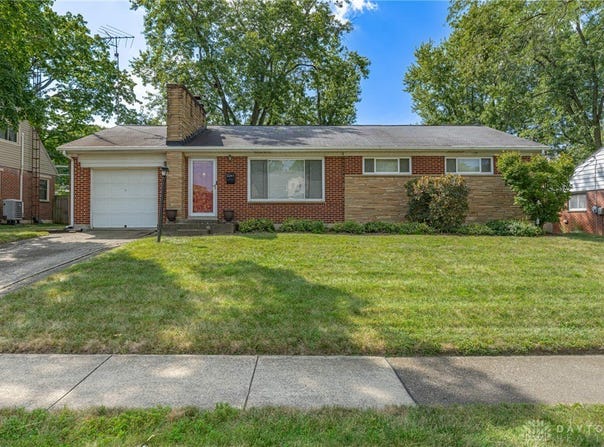 3903 Mengel Drive, Kettering, OH 45429