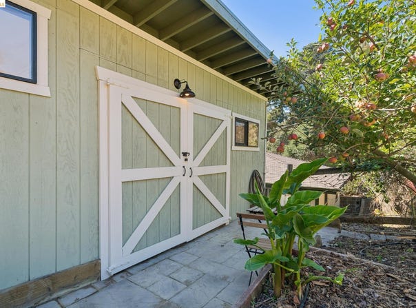 6120 N Arlington Blvd, San Pablo, CA 94806