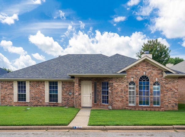 21 Woodland Dr., Longview, TX 75605