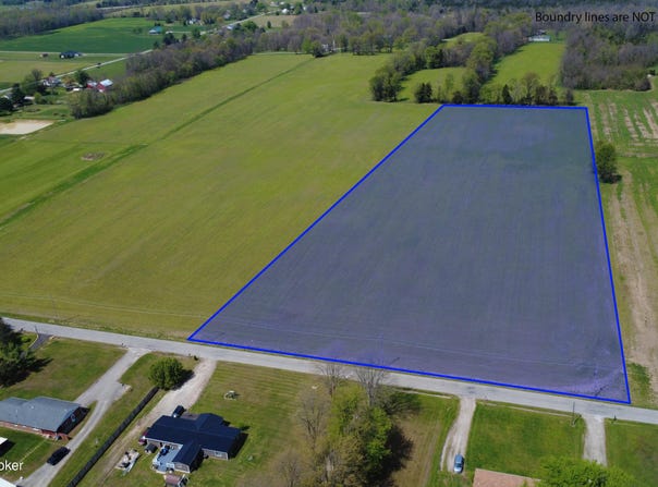 2000+ E Cross Rd lot: 3, Madison, IN 47250