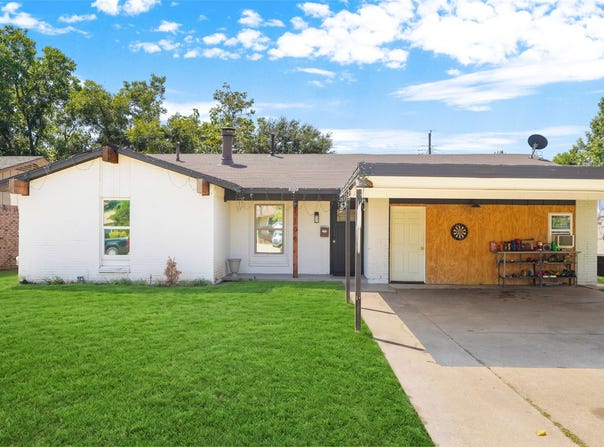 2108 Meadow Lark, Irving, TX 75060