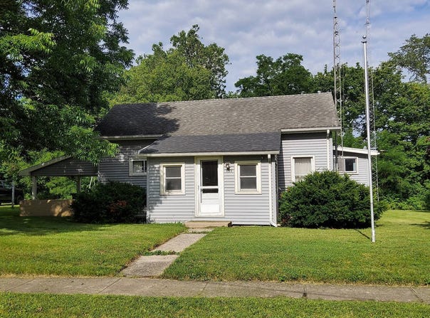 103 COLLEGE ST, Warren, IN 46792