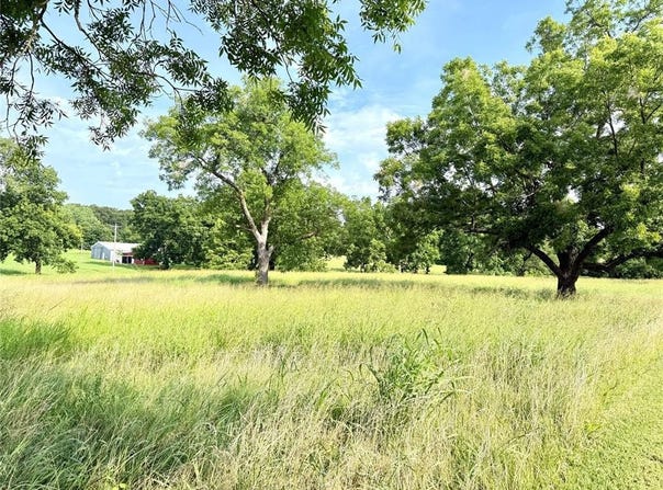 818 E 8th Street, Chandler, OK 74834