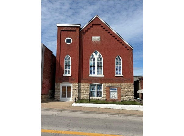 112 E Main Street, Richmond, MO 64085