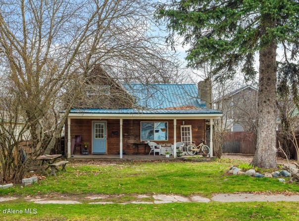 329 S Florence Ave, Sandpoint, ID 83864
