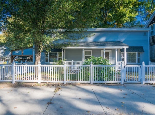 171 Main St, Russell, MA 01071